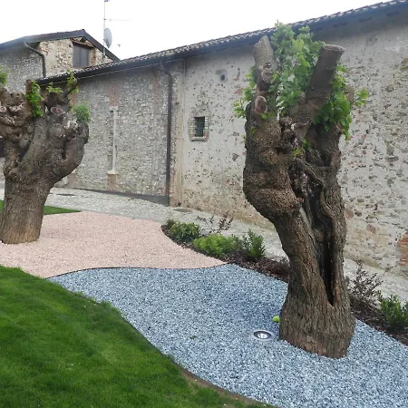 Casale Santo Stefano *